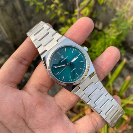 New POEDAGAR 930 Men's New Luxury Luminous Date Week Stainless Steel Quartz Watch For Men